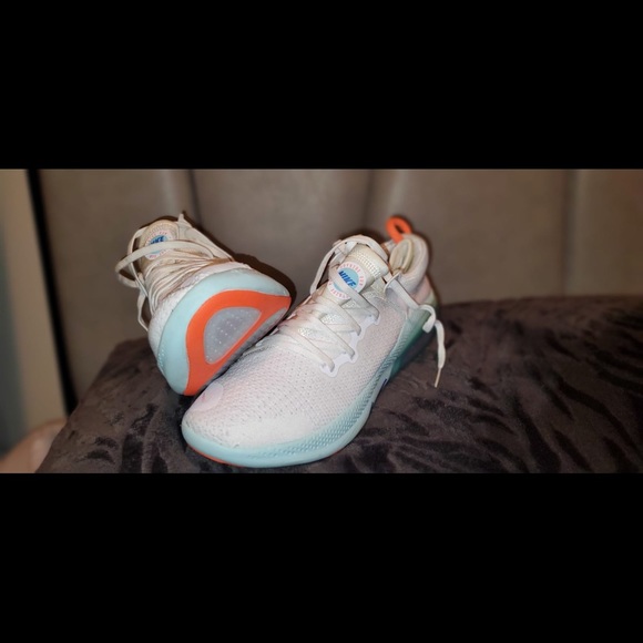 Nike Joyride Flyknit “Bright Mango” - Picture 4 of 4